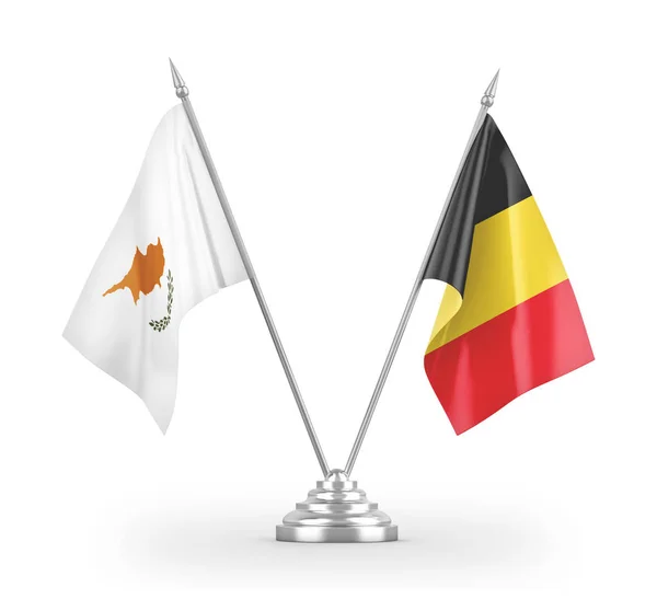 België en Cyprus tabel vlaggen geïsoleerd op witte 3d rendering — Stockfoto