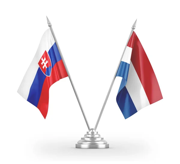 Drapeaux de table Pays-Bas et Slovaquie isolés sur un rendu 3D blanc — Photo