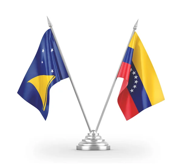 Venezuela och Tokelau bordsflaggor isolerade på vit 3d rendering — Stockfoto