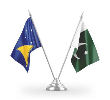 Pakistan ve Tokelau masa bayrakları beyaz 3D görüntüleme üzerinde izole
