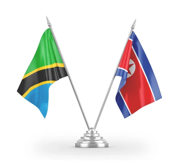 Noord-Korea en Tanzania tafelvlaggen geïsoleerd op witte 3D-weergave — Stockfoto