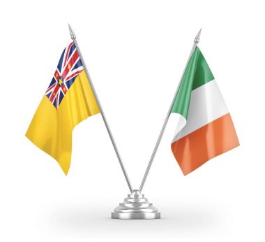 İrlanda ve Niue masa bayrakları beyaz 3D görüntüleme üzerinde izole edildi