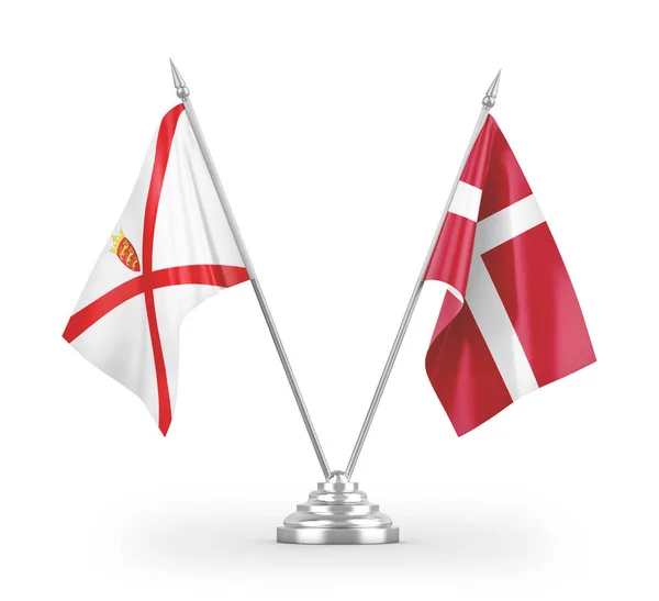 丹麦和泽西岛的桌旗在白色背景下隔离 — 图库照片