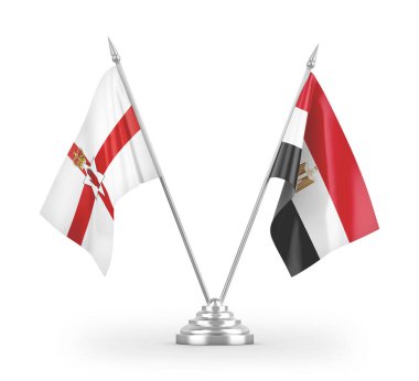 Mısır ve Kuzey İrlanda masa bayrakları beyaz arka planda izole edilmiş 3D görüntüleme