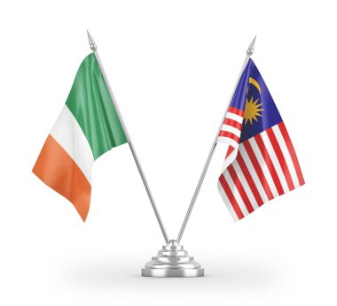 Malezya ve İrlanda masa bayrakları beyaz arkaplanda 3 boyutlu görüntüleme
