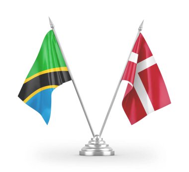 Danimarka ve Tanzanya masa bayrakları beyaz arkaplanda izole edilmiş 3d görüntüleme 