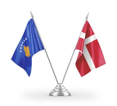 Danimarka ve Kosova bayrakları beyaz arka planda izole edilmiş 3D görüntüleme 
