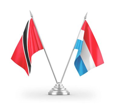 Lüksemburg, Trinidad ve Tobago masa bayrakları beyaz arka planda izole edilmiş 3D görüntüleme