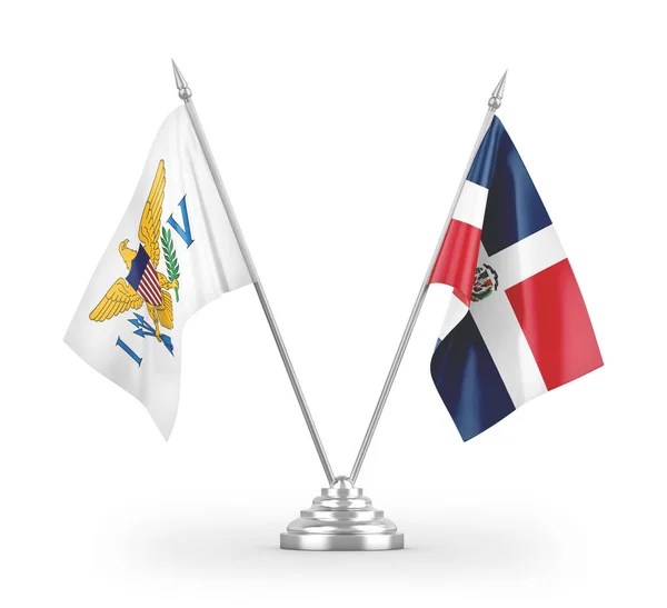 多米尼加共和国和维尔京群岛在白色背景3D渲染上孤立的美国桌旗 — 图库照片