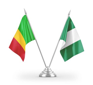 Beyaz zemin üzerinde izole edilmiş Nijerya ve Mali masa bayrakları