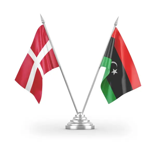 リビアとデンマークのテーブルフラグは 白い背景3Dレンダリングに分離 — ストック写真