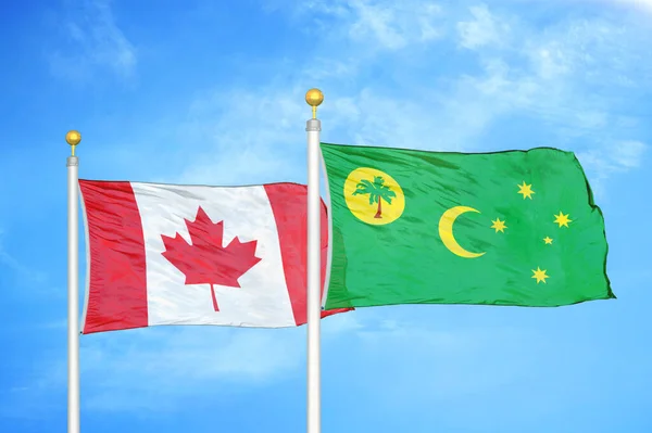 Canadá Las Islas Cocos Keeling Dos Banderas Sobre Asta Bandera — Foto de Stock