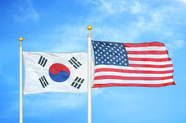 South Korea United States Two Flags Flagpoles Blue Cloudy Sky — Stock Photo, Image