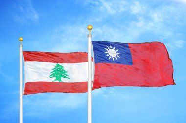 Lübnan ve Tayvan bayrak direkleri ve mavi bulutlu arka planda iki bayrak