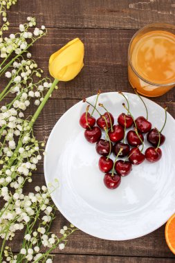 Sulu kiraz, tatlı kuru soğan