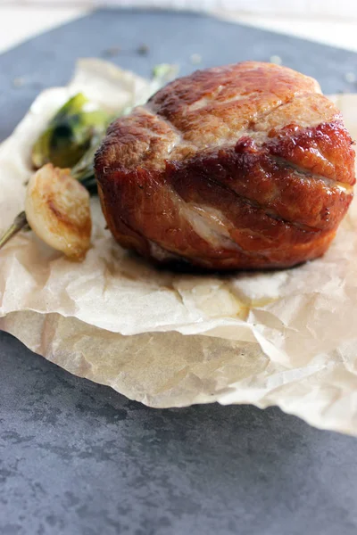 Sulu domuz kızarmış 