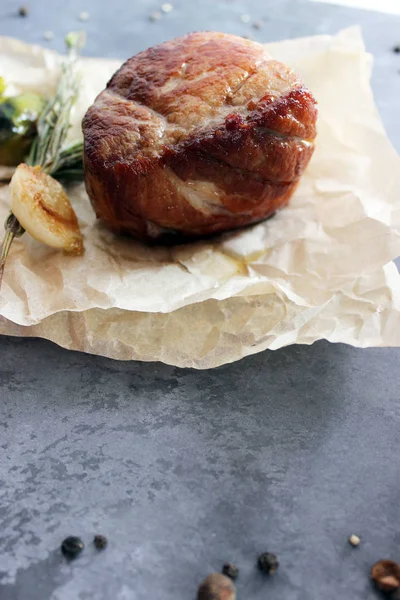 Sulu domuz kızarmış 