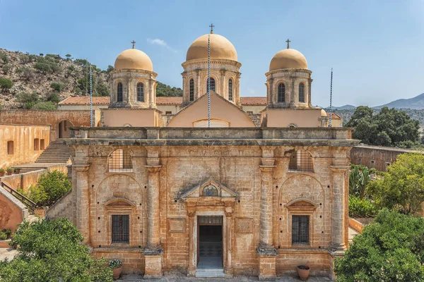 Chania, Yunanistan - Ağustos, 2017: Manastır, Agia Triada Tzagaroli Chania bölgesinde adada Crete, Yunanistan.