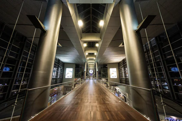코펜하겐, 덴마크 - 2019 년 7 월. 코펜하겐의 주요 국제 공항인 카스 타 브 공항 내부 — 스톡 사진