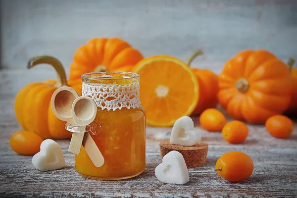 Gem de dovleac cu portocale — Fotografie, imagine de stoc
