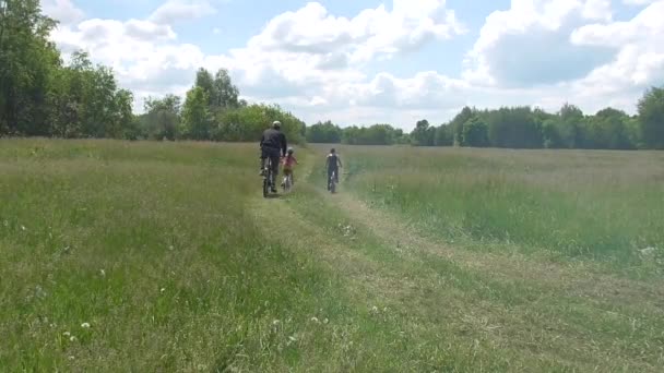 Check out the three cyclists — Stock Video