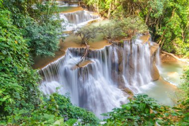 Huai Mae Khamin şelale derin orman, Tayland