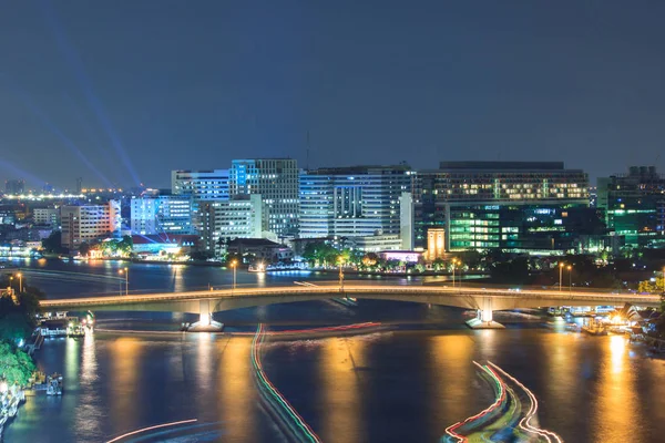 Public Hospital at dust in the river, Bangkok, Thailand — Stock Photo, Image