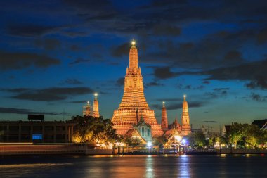 WAT arun Budist Dini yerler twilight saat, bangkok, Tayland