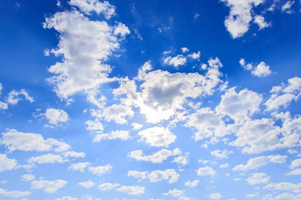 Modrá obloha příroda pozadí — Stock fotografie