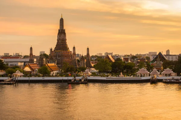 WAT arun Budist Dini yerler twilight saat, bangkok, Tayland