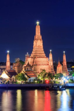 WAT arun Budist Dini yerler twilight saat, bangkok, Tayland