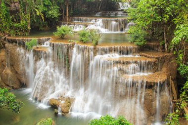 Huai Mae Khamin şelale derin orman, Tayland