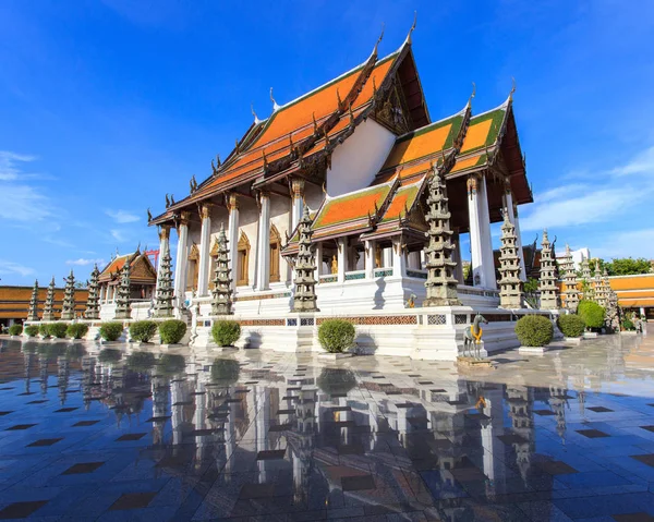 Tempel in Bangkok wat suthat, Thailand. — Stockfoto