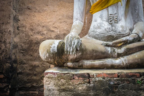 Ve yobaz Buda heykeli Ayutthaya, Tayland — Stok fotoğraf