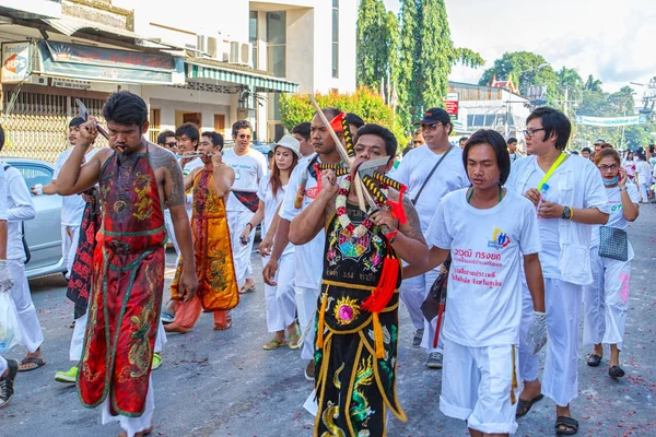 Phuket, Tajlandia - 28 września: Phuket wegetariańskie Festival w mieście Phuket, Phuket, Tajlandia, 28 września, 2014 — Zdjęcie stockowe