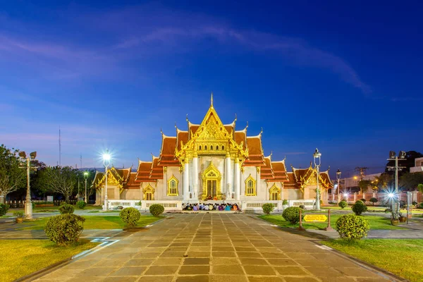 Wat Benchamabophit, Tailândia (Templo de Mármore ) — Fotografia de Stock