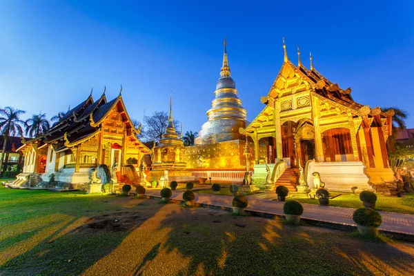 Thailand landmark, Wat Phra Singh is located in the western part of the old city center of Chiang Mai, Thailand — Stock Photo, Image