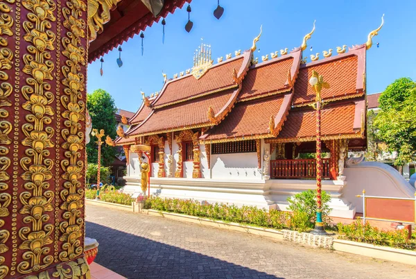 왓 클 랑 위 앙, 아름 다운 성전에서 치 앙 라이, 태국 — 스톡 사진