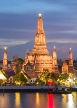 WAT arun Budist Dini yerler twilight saat, bangkok, Tayland