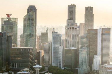 Singapur şehrinin en iyi manzaralı iş binası ve finans bölgesi.