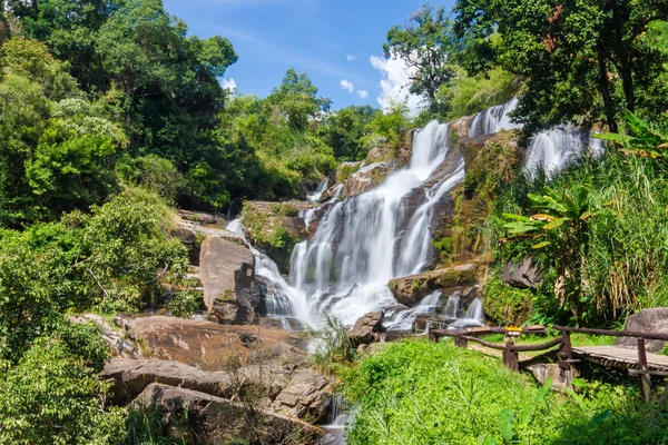 Mae Klang waterfall, Doi Inthanon national park, Chiang Mai, Thailand — Stock Photo, Image
