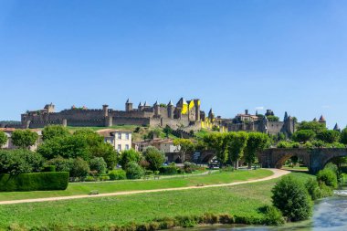 Carcassonne Katedrali Aziz Michel 