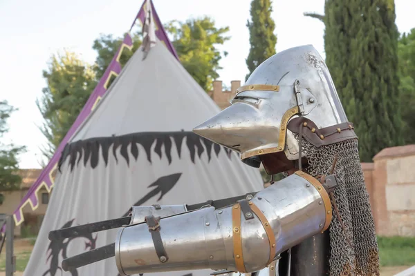 Antigua armadura militar medieval —  Fotos de Stock