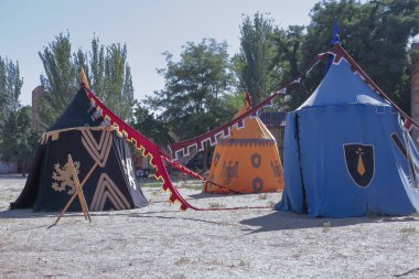 Ortaçağ askeri kamp  