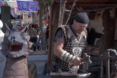 Açık çalışma demirci