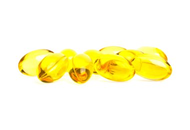 Beyaz arka plan üzerinde kavramı diyet için omega 3 kapsülleri