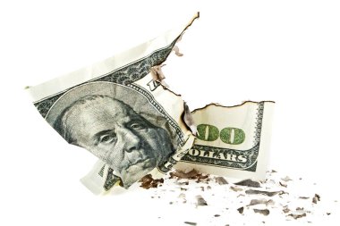 Beyaz arka plan üzerinde buruşuk yüz dolarlık banknot