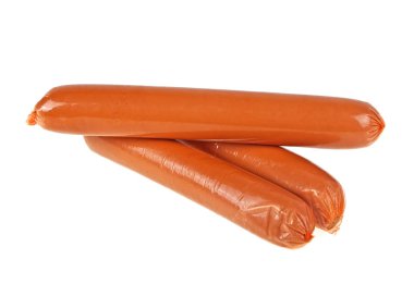 Beyaz arka planda izole edilmiş sosisler