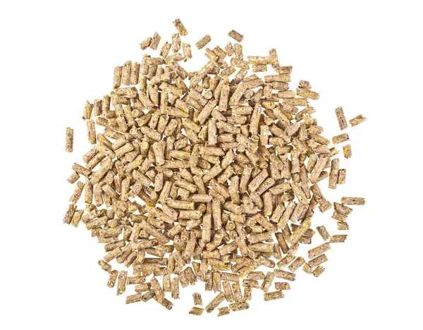 Alimento compuesto peletizado Aislado sobre fondo blanco, alimentación con trigo p — Foto de Stock