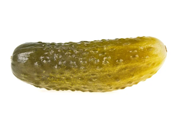 Cetriolo marinato marinato isolato su sfondo bianco — Foto Stock